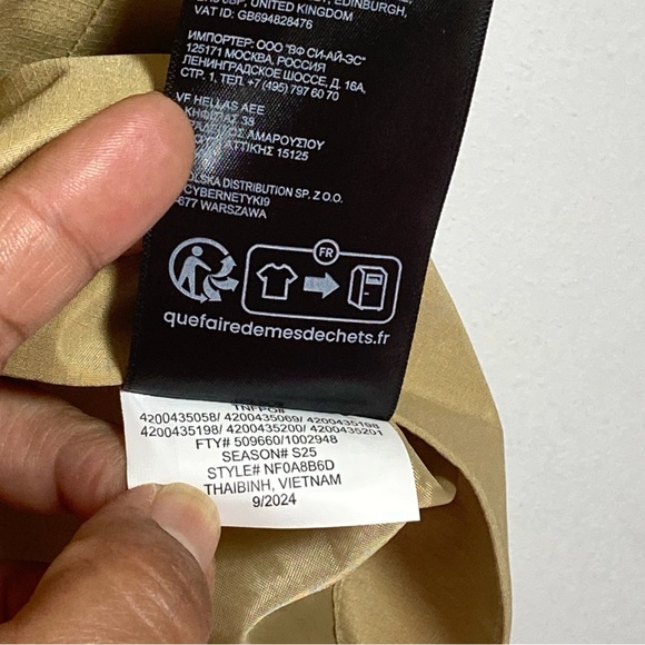 The North Face Daybreak Women’s  Rain Jacket Hooded Khaki Stone XS Raincoat - Picture 15 of 15